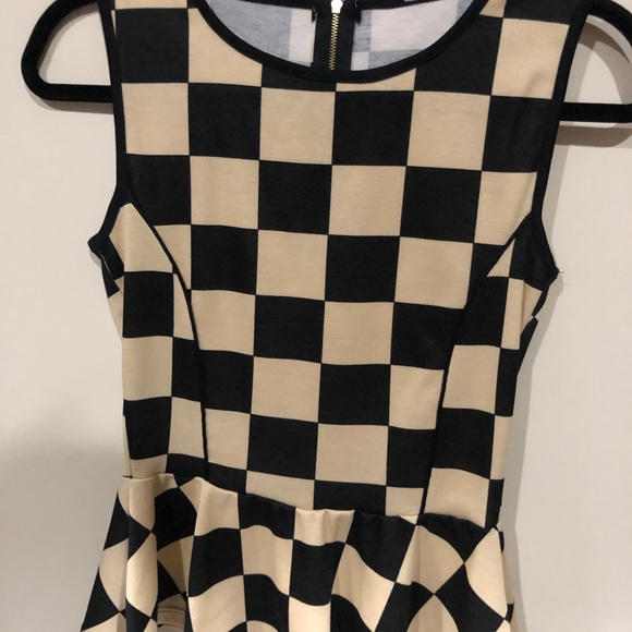 Top - Picture 3 of 6